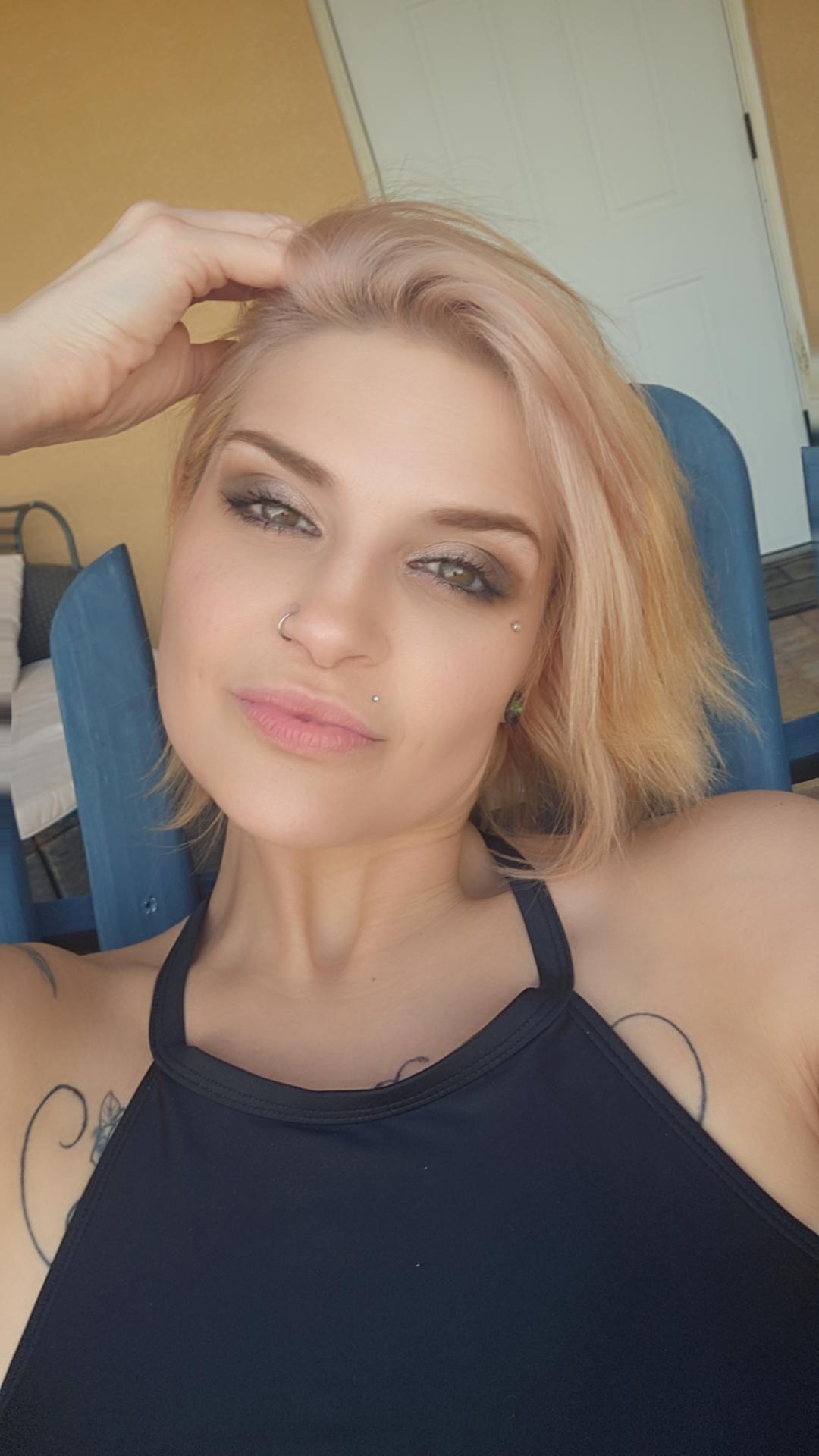 AlyCapone Live Image