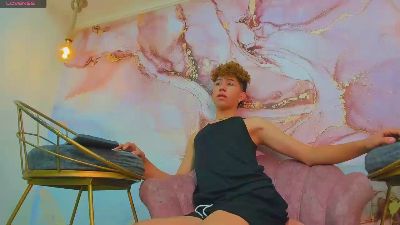 Angel_Huger Live Image