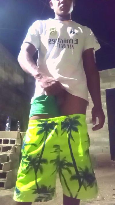 Black_spitpiss
