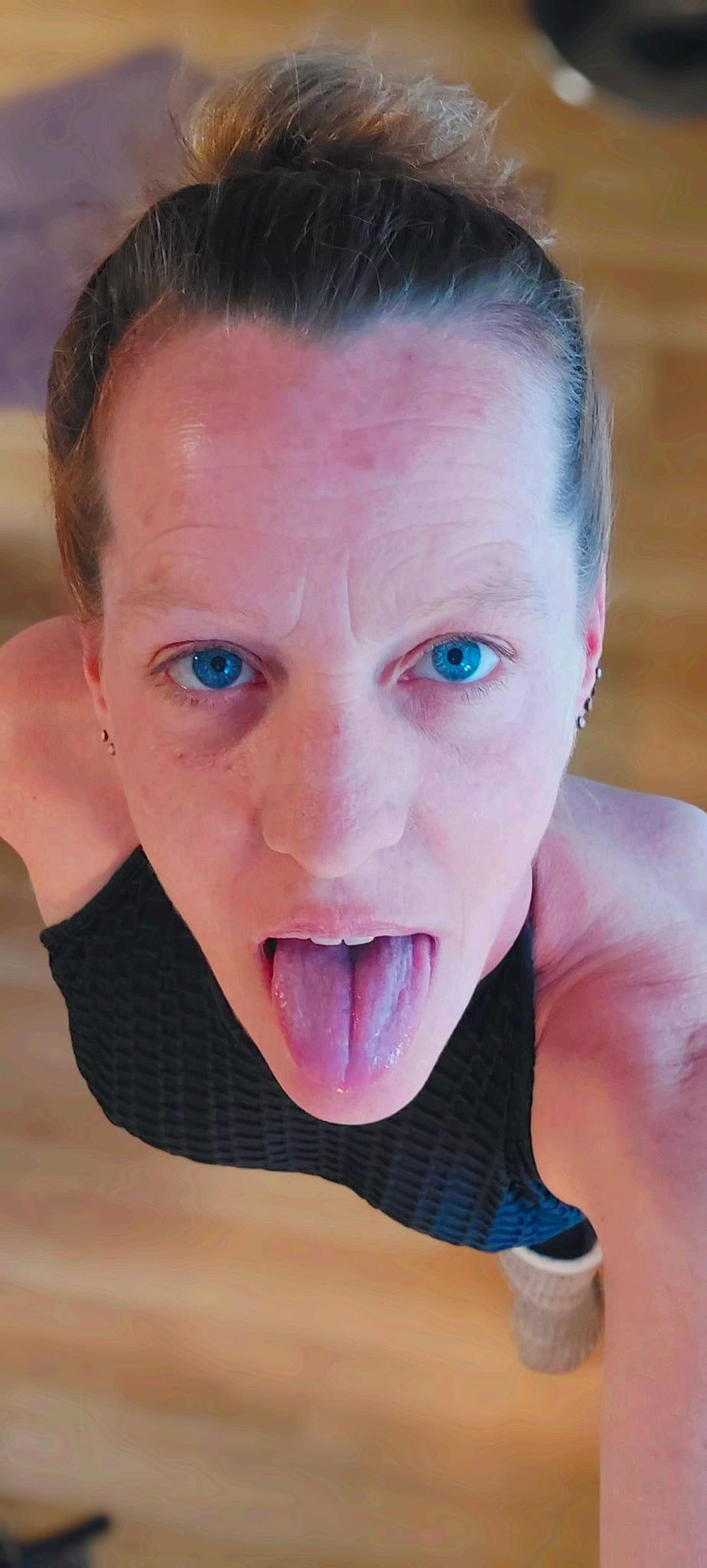 BlueEye_Girl