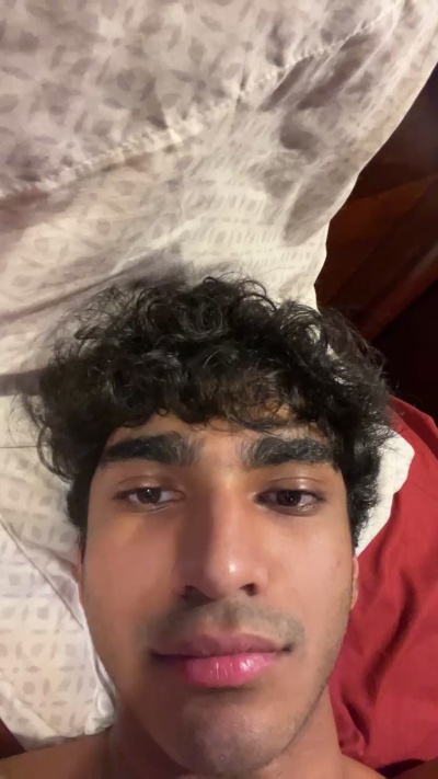 BrownBoyCheeks Live Image