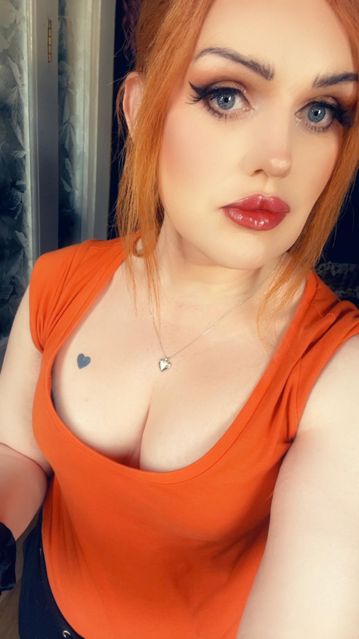 D_JessicaRabbit Live Image