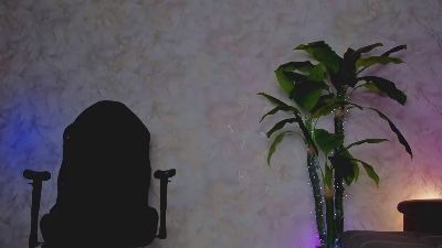 EMMA77777 Live Image