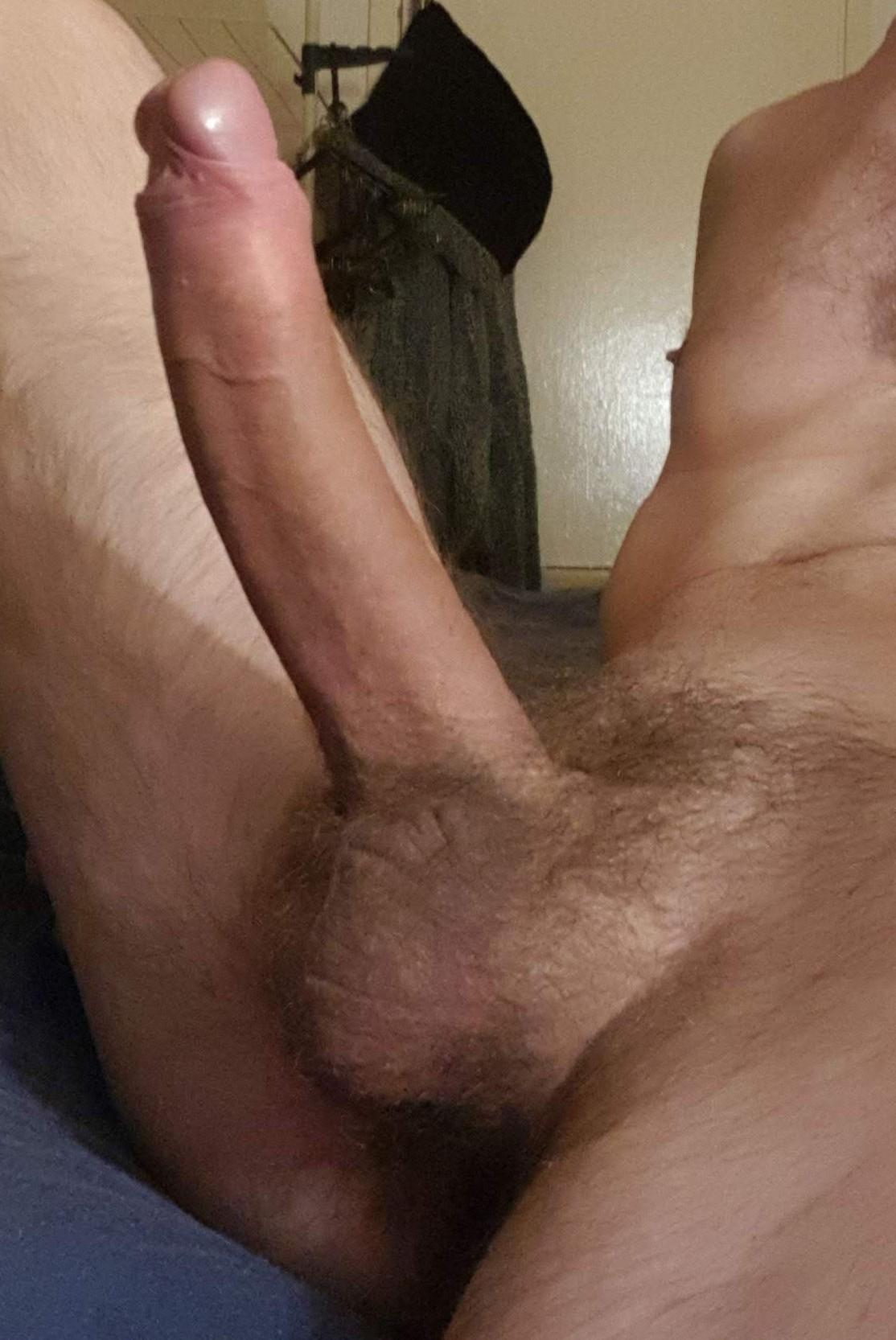 HugecockRay Live Image