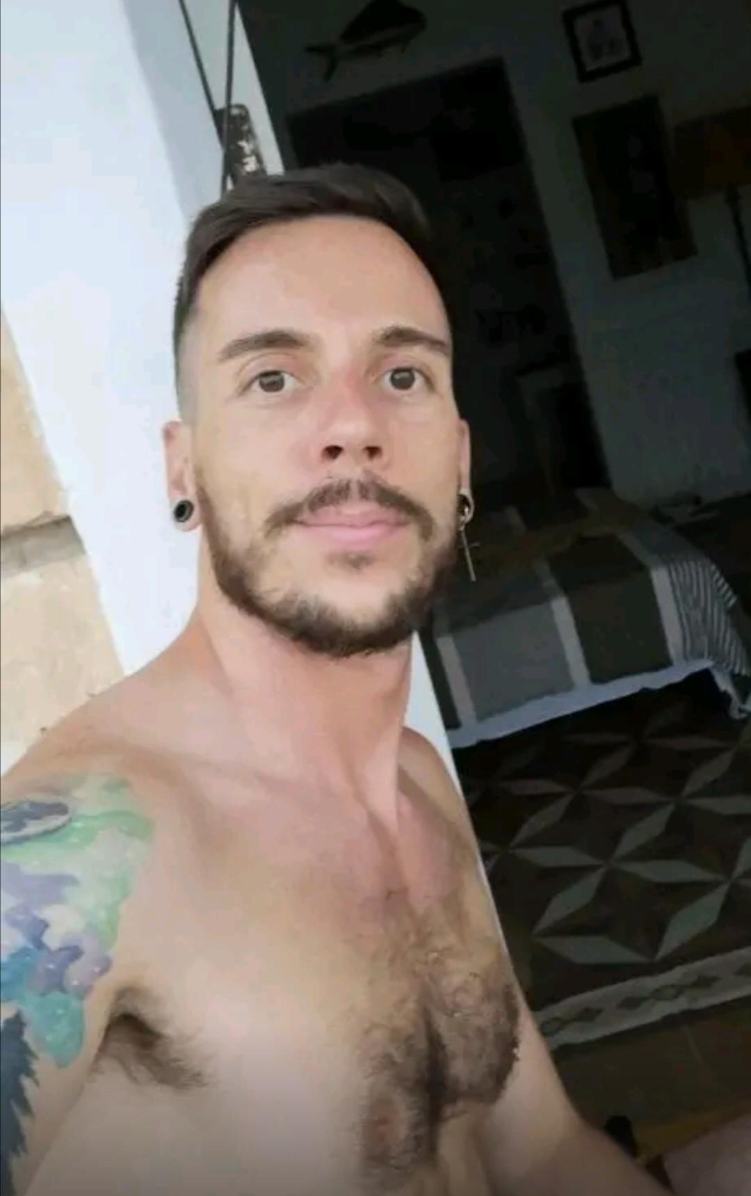 Josephnaoned Live Image