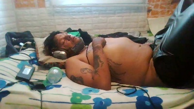 KING_IZAK Live Image