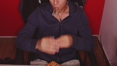 Larry_Art_A Live Image