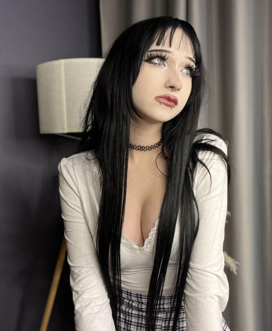 LoraDownton Live Image
