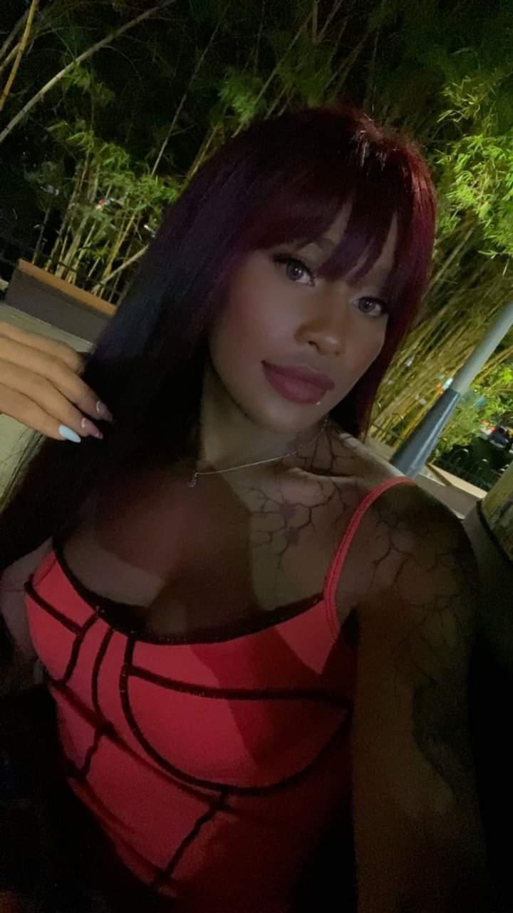 Lupesexy_22CM Live Image
