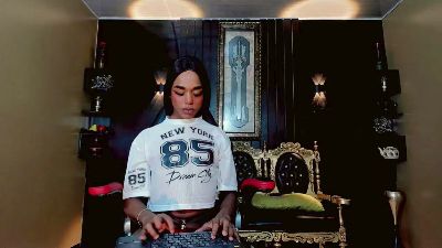 Nashla_21 Live Image