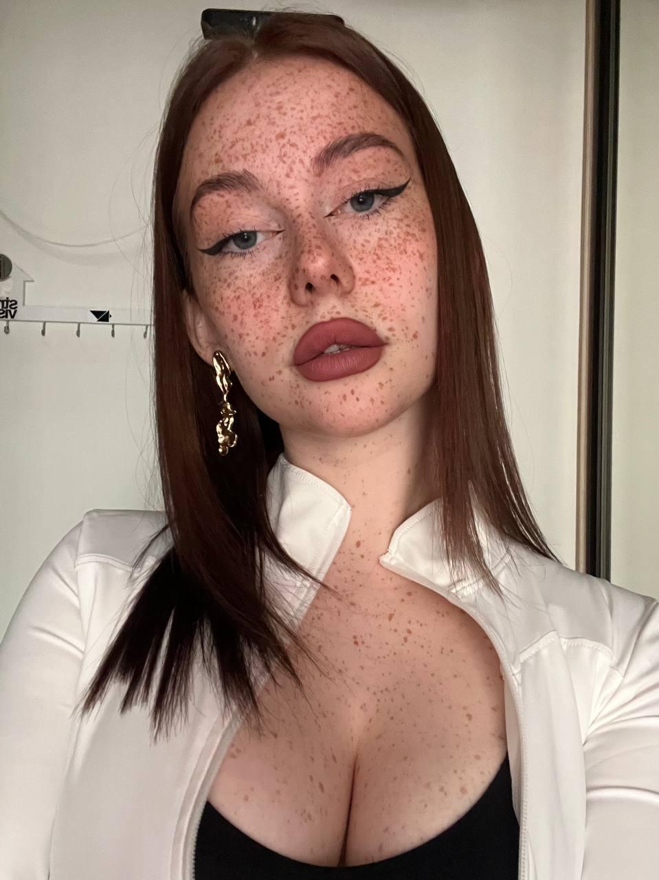 Roxy_Sunny