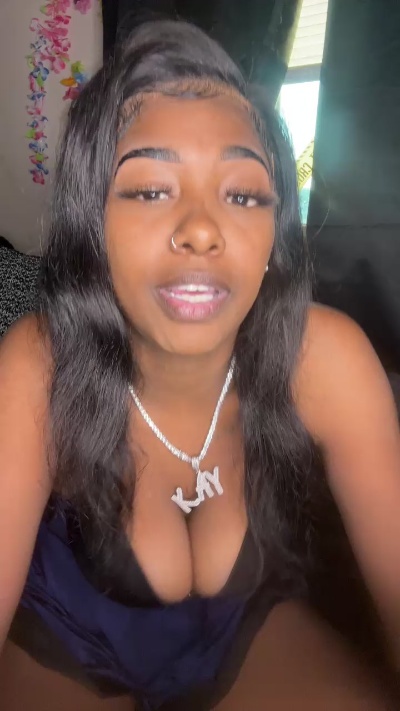 Royale_k Live Image