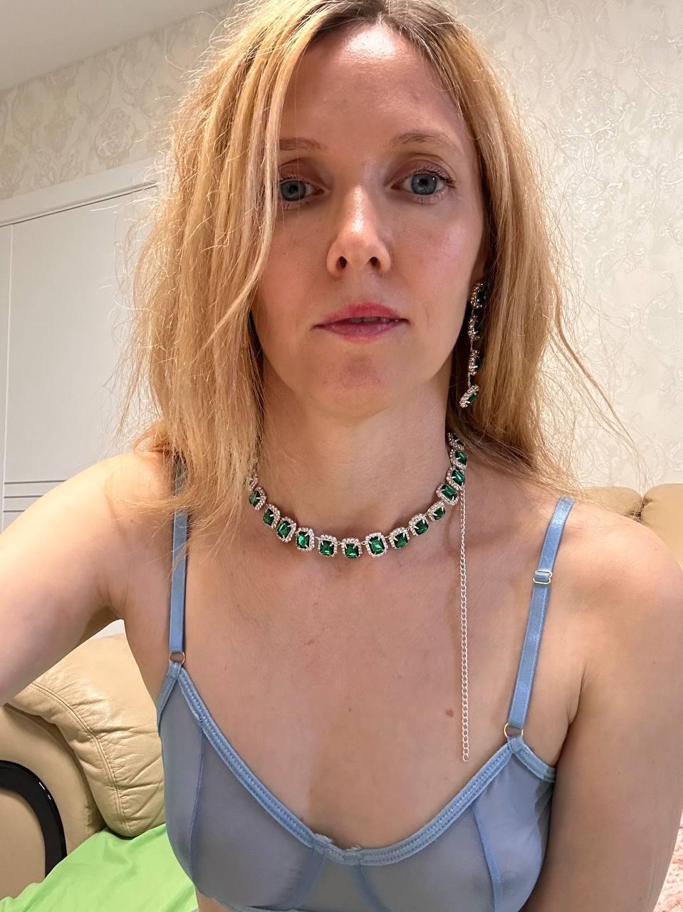 YourMolly Live Image