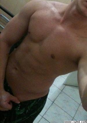 gigolo_yonan Live Image