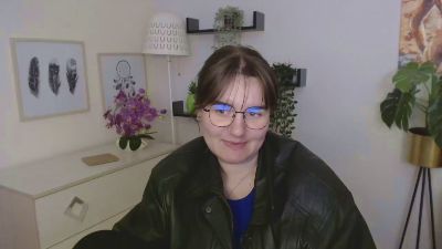 julie_sensual Live Image