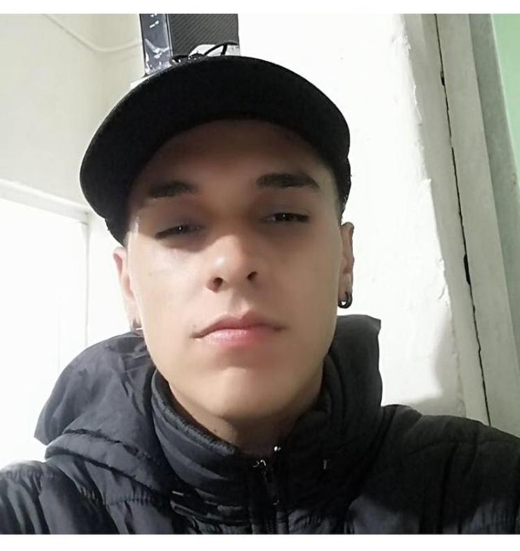latino2_hot Live Image