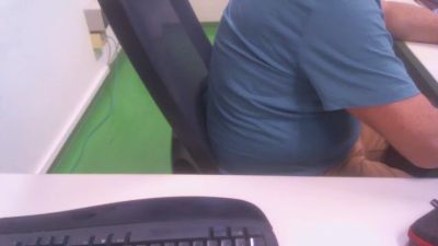 me__slave Live Image