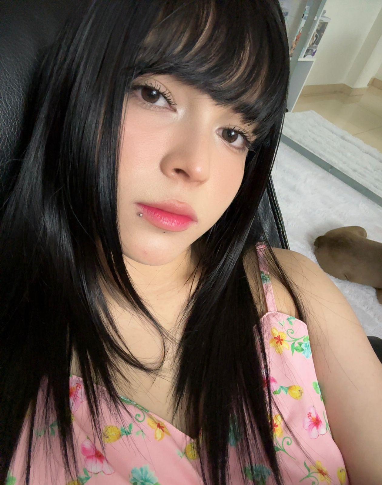 misshoneyxxx Live Image
