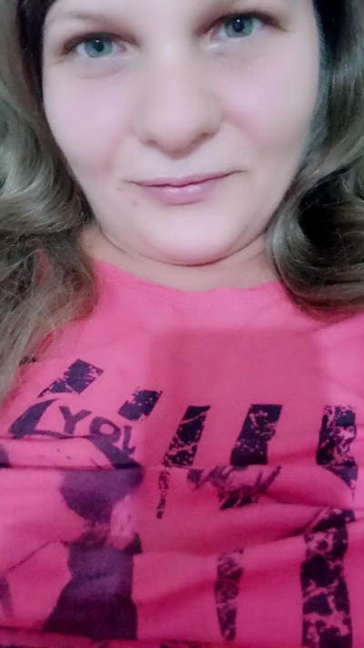 selena20_fun Live Image