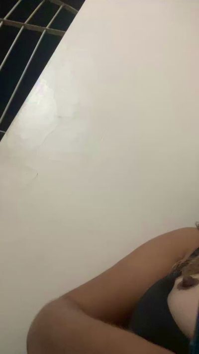 stefany61 Live Image
