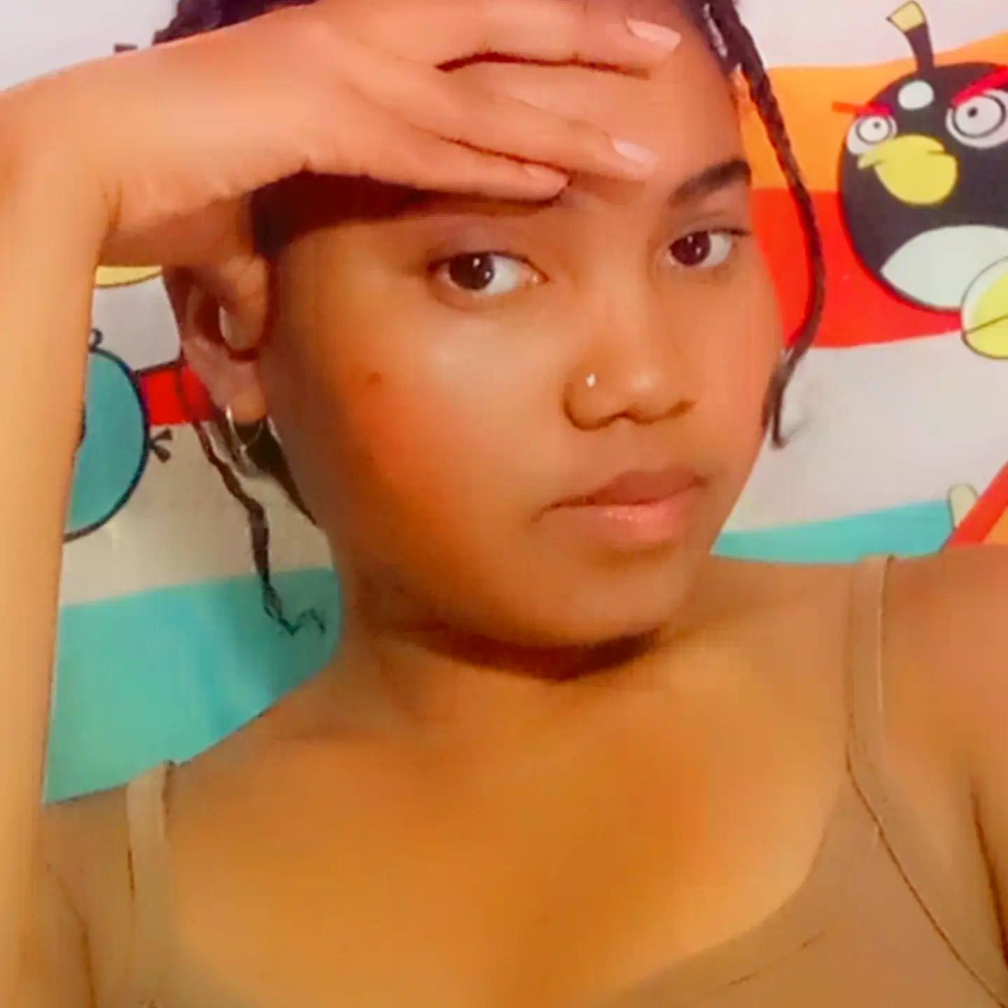 zamirapretty Live Image
