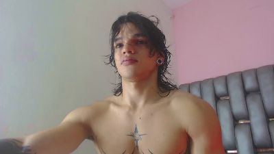 Albert_Bernal69 live from Colombia
