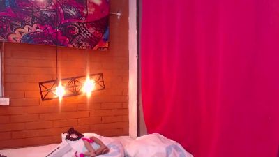 Alexxa_Horny live from United States