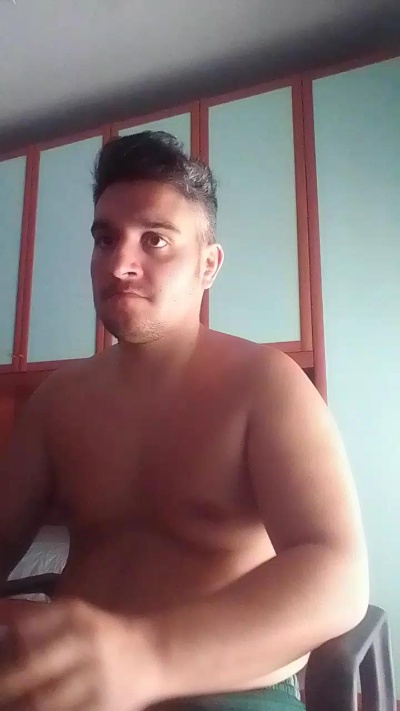 Andreahotduro live from Italy