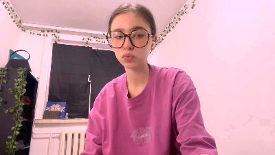 AnnieRaborn live from Latvia