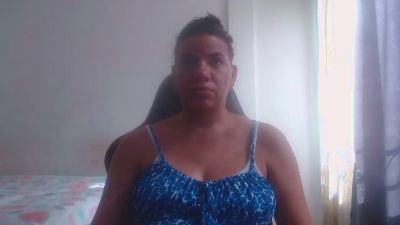 Ariannalovel live from Colombia
