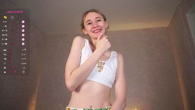 BeatrixCouch live from Latvia
