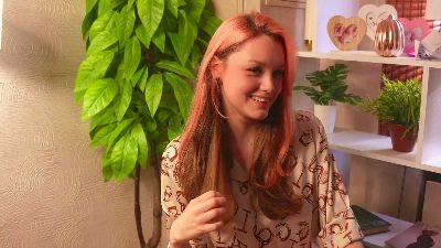 BethanyLeaper live from France