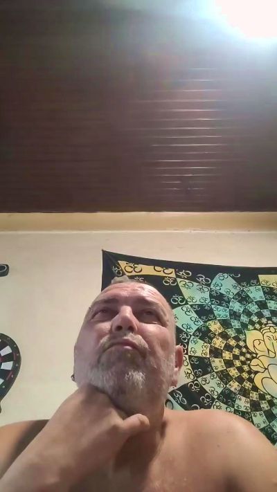Bobosse837 live from France