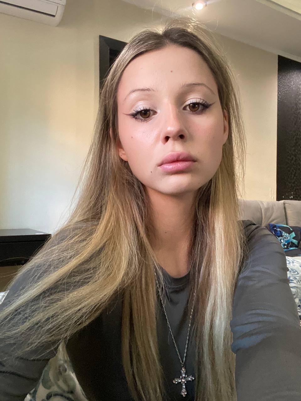 BrittaDucharme live from Poland