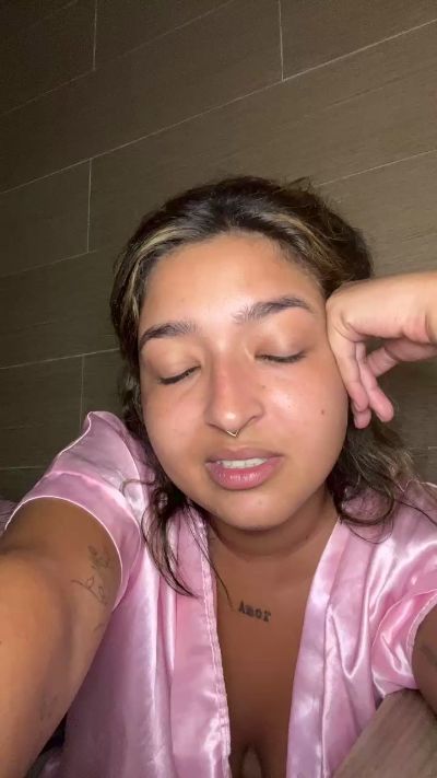 Catherinna live from Brazil