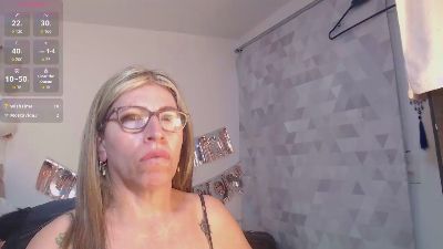 Chayla_Ruiz live from Colombia