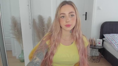 Coralie_Classy live from Germany