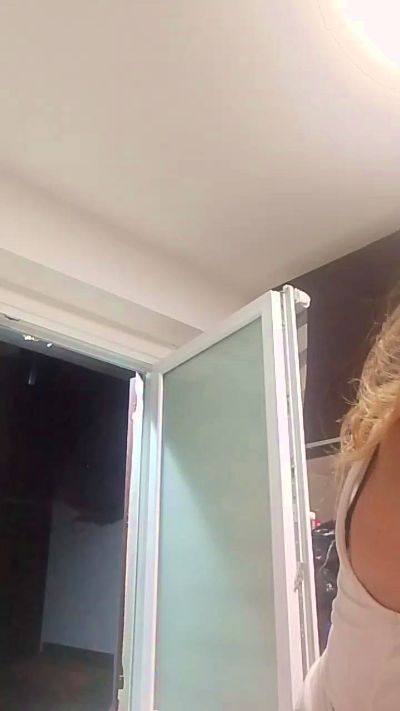 Couplemilf2 live from Italy