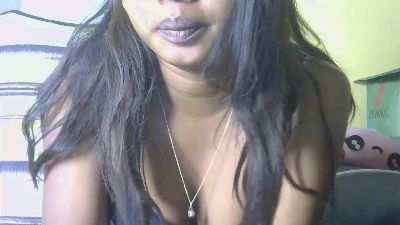 Crystal_bella live from France