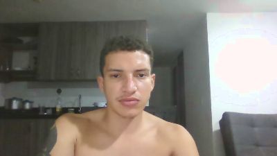 DanielHotMed live from Colombia