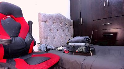 Devan_Ruiz live from Colombia
