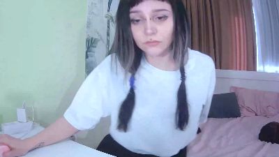 DollyHailey live from France