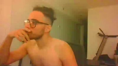 Dream_Dog live from United States