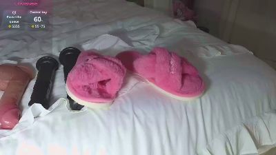 Emilie_jolie live from France