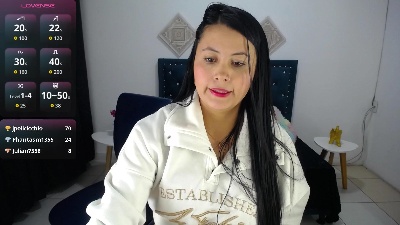 Emily_F_W live from Colombia
