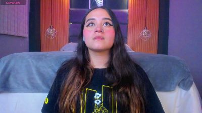 Emmajones9 live from Colombia