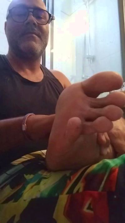 Footjobest60 live from France