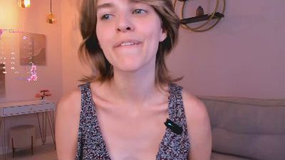 HarrietDeeks live from United States
