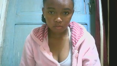 Hernacarla1 live from Madagascar