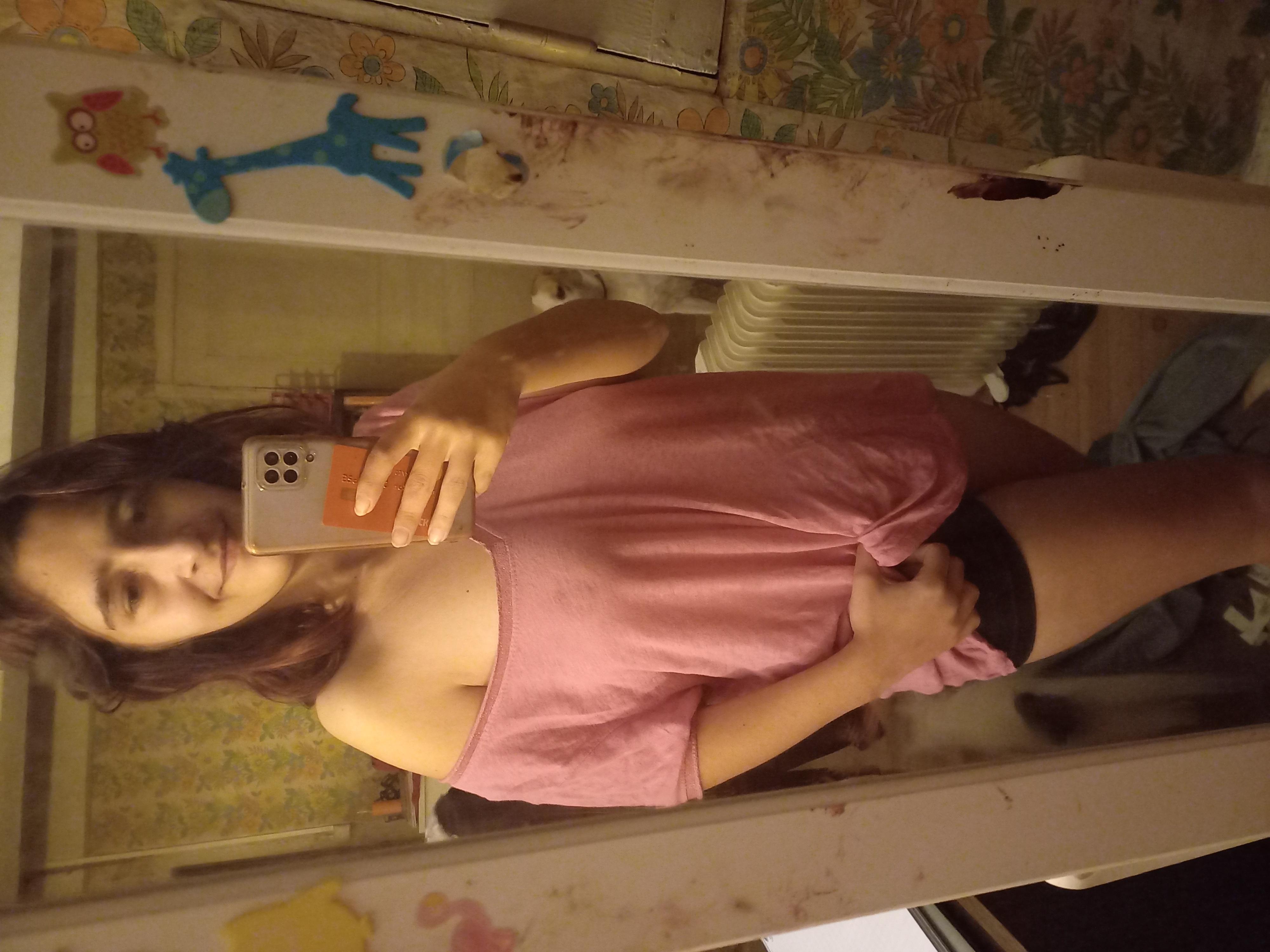 Jade0409 live from France